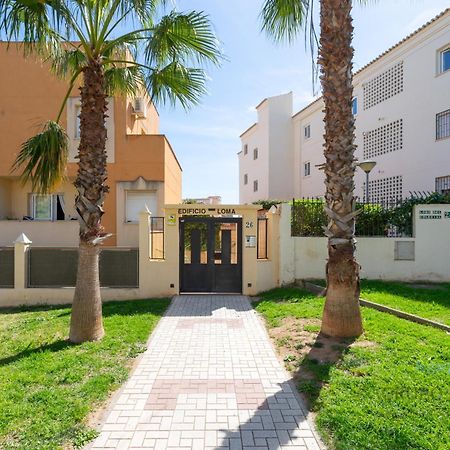 Apartment Loma Del Colegial ตอร์เรโมลิโนส ภายนอก รูปภาพ