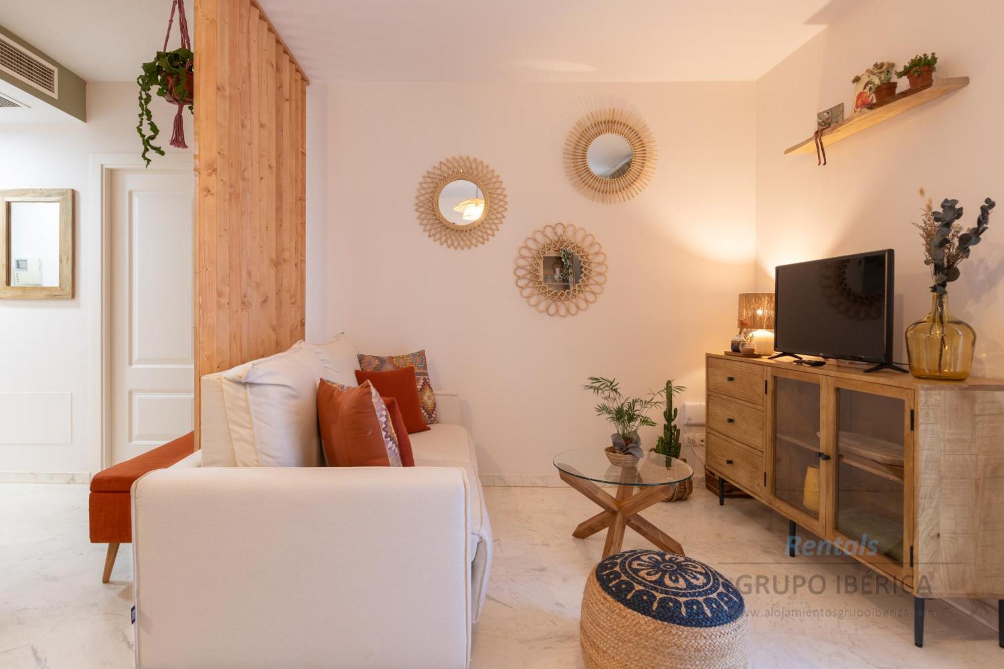 Apartment Loma Del Colegial ตอร์เรโมลิโนส ภายนอก รูปภาพ
