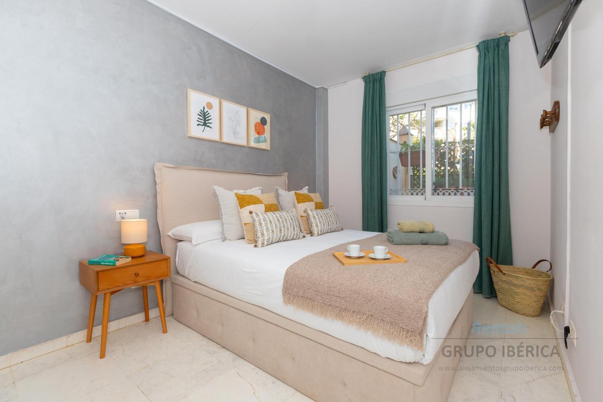 Apartment Loma Del Colegial ตอร์เรโมลิโนส ภายนอก รูปภาพ